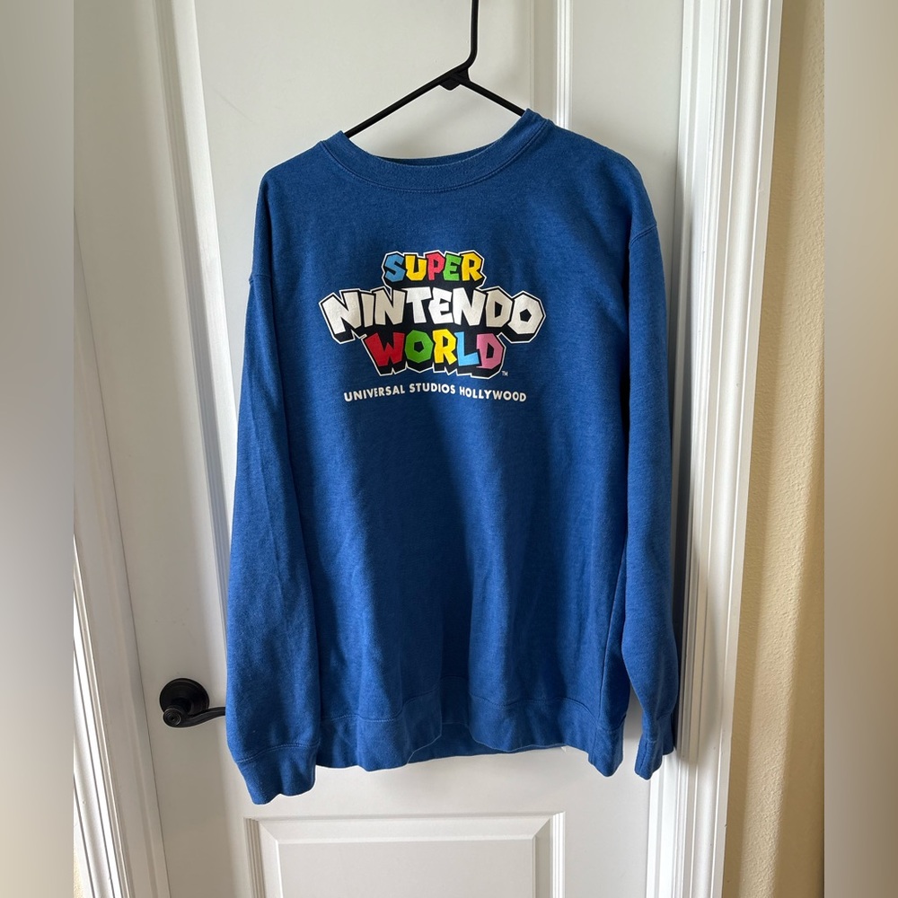 Super Nintendo World Sweatshirt Universal Studios Hollywood Men XL (unisex fit)